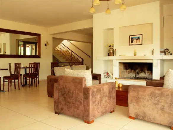 Hotel In Koronias, Greece (891 M²)