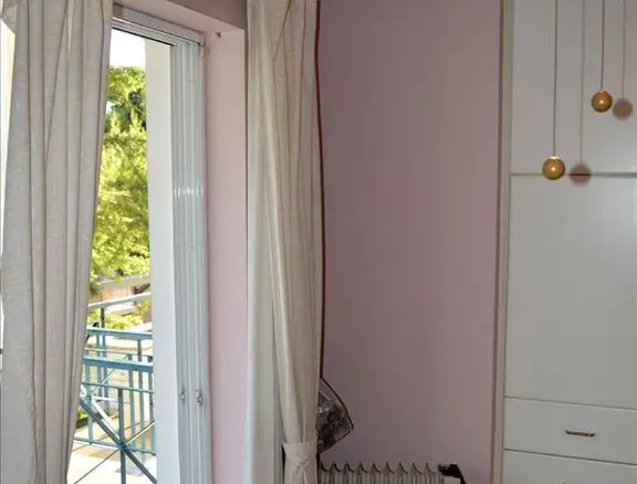 5-bedroom Detached House In Aigaleo, Greece (360 M²)