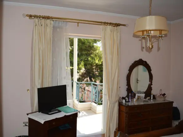 5-bedroom Detached House In Aigaleo, Greece (360 M²)