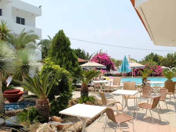 Hotel In Rhodes, Greece (3.600 M²)
