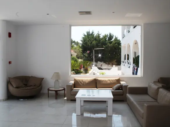 Hotel In Rhodes, Greece (3.600 M²)