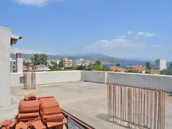 Business In Chalkida, Greece (270 M²)