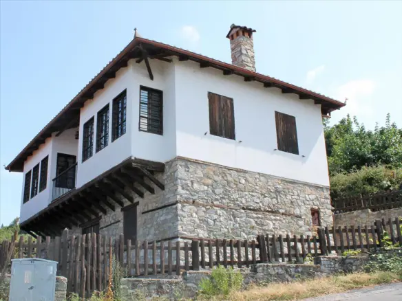 2-bedroom Detached House In Easts Olimpos, Greece (123 M²)