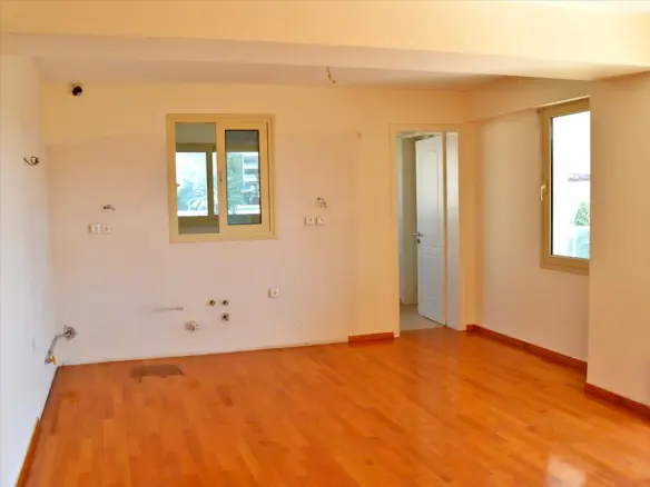 2-bedroom Flat In Chalandri, Greece (88 M²)
