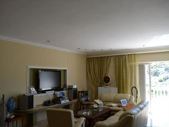 7-bedroom Villa In Kalivia Thorikou, Greece (500 M²)
