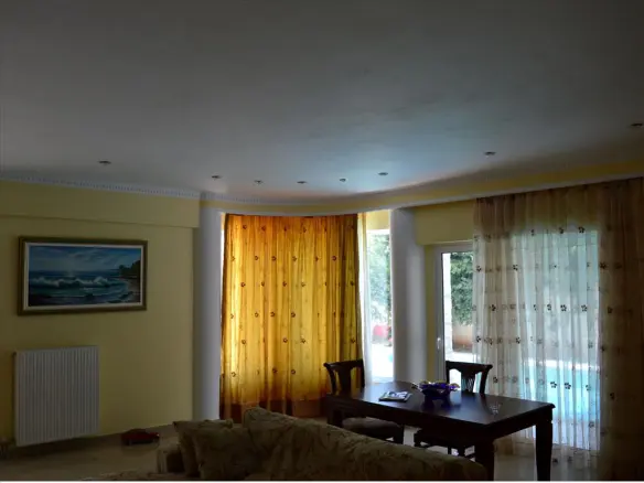 7-bedroom Villa In Kalivia Thorikou, Greece (500 M²)