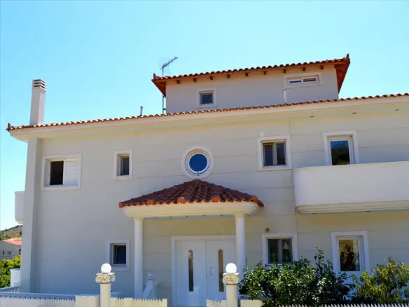 7-bedroom Villa In Kalivia Thorikou, Greece (500 M²)