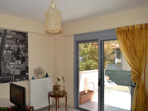 4-bedroom Maisonette In Kalivia Thorikou, Greece (180 M²)