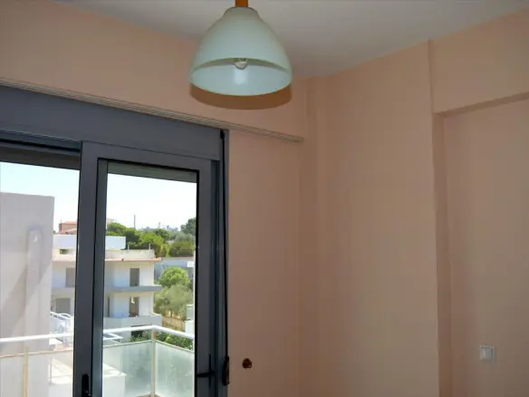 4-bedroom Maisonette In Kalivia Thorikou, Greece (180 M²)