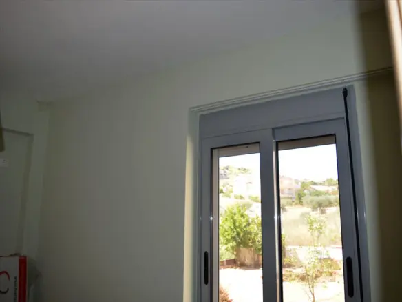 4-bedroom Maisonette In Kalivia Thorikou, Greece (180 M²)