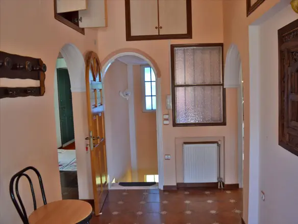3-bedroom Villa In Vari – Varkiza, Greece (290 M²)