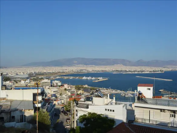 4-bedroom Detached House In Center – Port, Greece (128 M²)