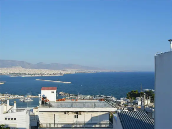 4-bedroom Detached House In Center – Port, Greece (128 M²)