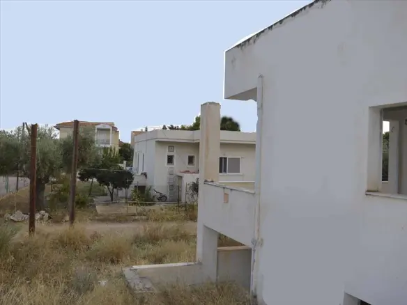 Detached House In Megara, Greece (320 M²)