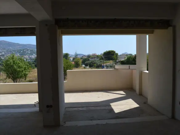 3-bedroom Maisonette In Markopoulo, Greece (198 M²)