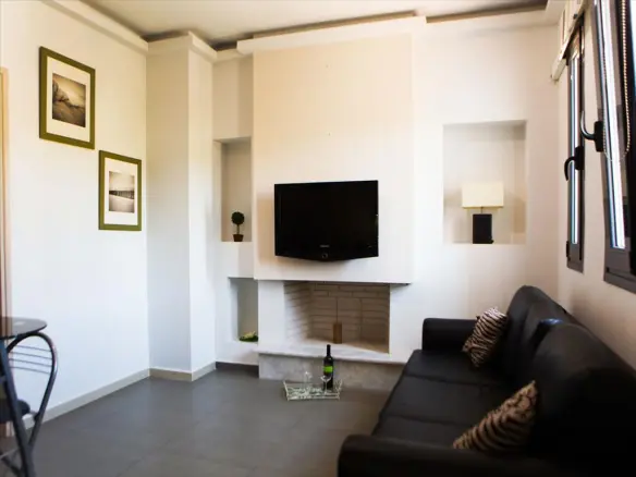 Hotel In Rethimno, Greece (600 M²)