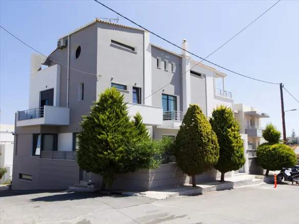Hotel In Rethimno, Greece (600 M²)