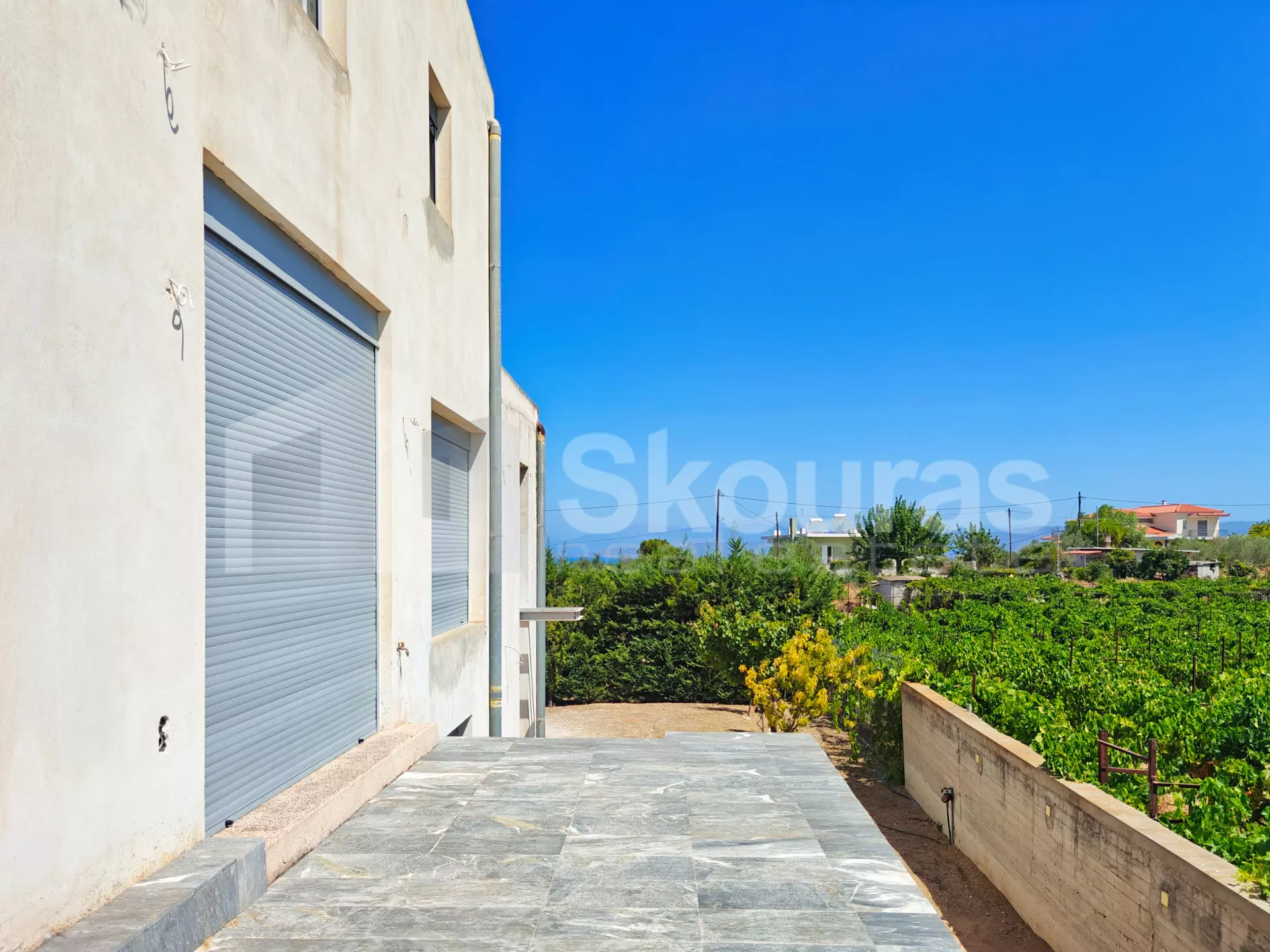 165f59ddf6b64ffc9ac1df74c303934e