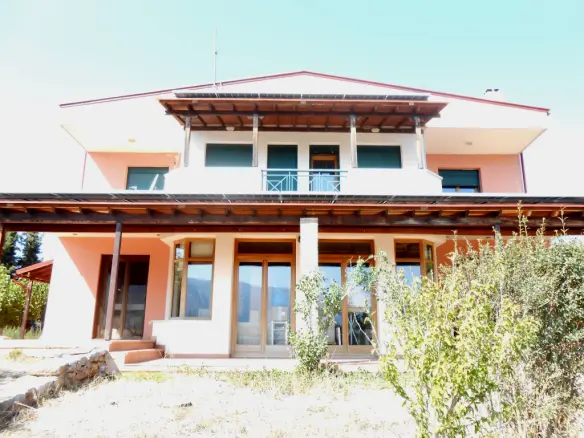 4-bedroom Detached House In Avlona, Greece (340 M²)