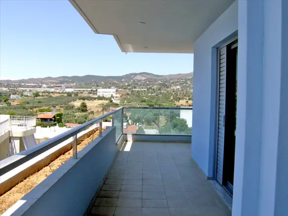 2-bedroom Flat In Agioi Theodoroi, Greece (75 M²)