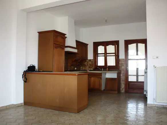 3-bedroom Detached House In Thermaikos, Greece (270 M²)