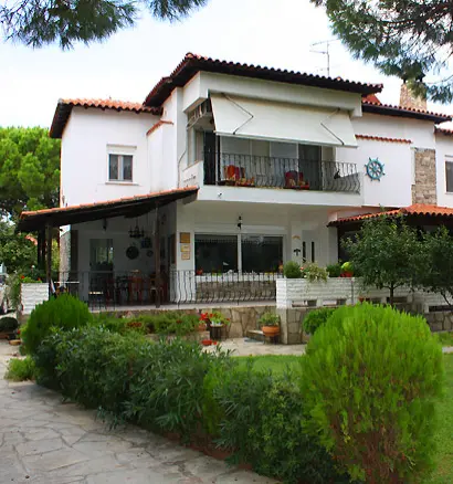 6-bedroom Villa In Sithonia, Greece (200 M²)