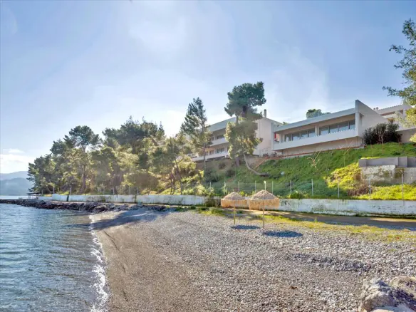 2-bedroom Maisonette In Agios Konstantinos, Greece (111 M²)