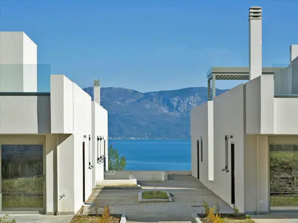 2-bedroom Maisonette In Agios Konstantinos, Greece (111 M²)