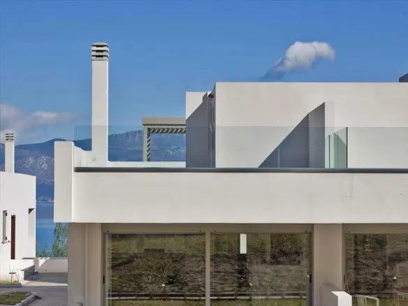 2-bedroom Maisonette In Agios Konstantinos, Greece (111 M²)