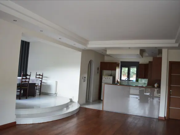 4-bedroom Detached House In Marathonas, Greece (265 M²)