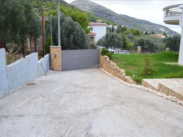 4-bedroom Detached House In Marathonas, Greece (265 M²)