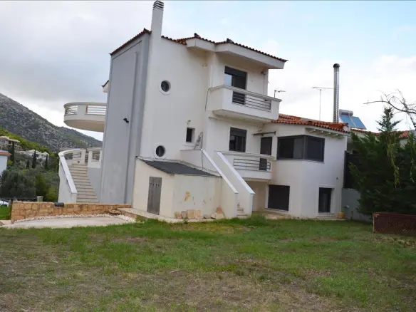 4-bedroom Detached House In Marathonas, Greece (265 M²)