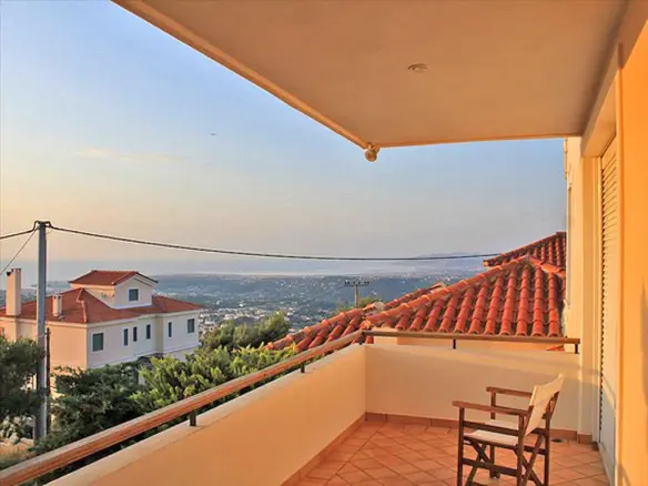 3-bedroom Villa In Rafina, Greece (600 M²)