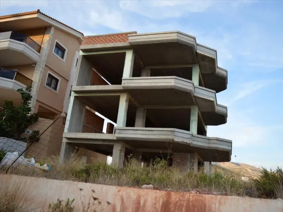 6-bedroom Detached House In Anavissos, Greece (271 M²)