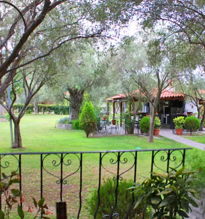 6-bedroom Villa In Sithonia, Greece (200 M²)