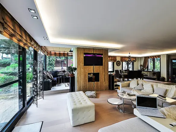 Villa In Pylea, Greece (800 M²)