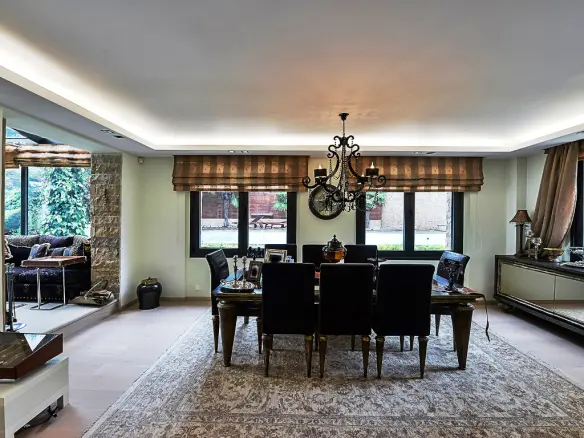 Villa In Pylea, Greece (800 M²)