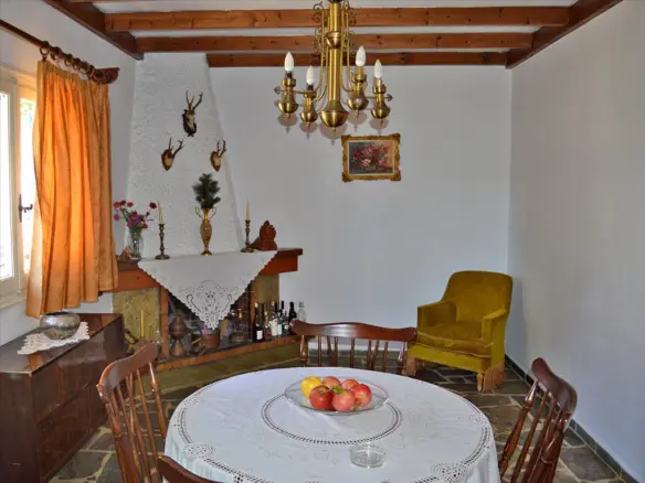 2-bedroom Detached House In Megara, Greece (90 M²)