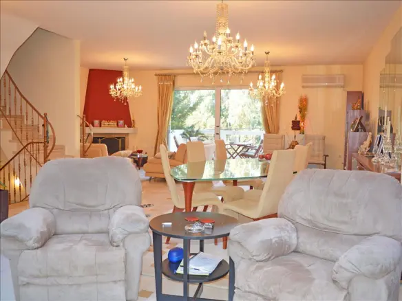 4-bedroom Maisonette In Voula, Greece (430 M²)
