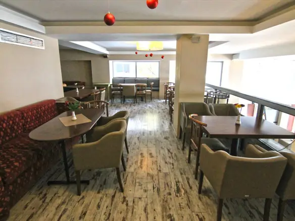 Commercial Property In Kalamaria, Greece (250 M²)