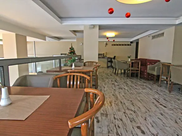 Commercial Property In Kalamaria, Greece (250 M²)