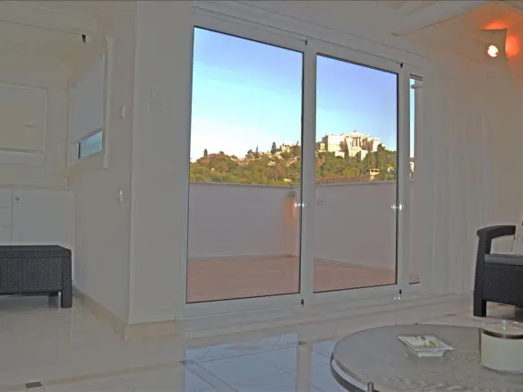 3-bedroom Detached House In Athens – Center – Center, Greece (375 M²)