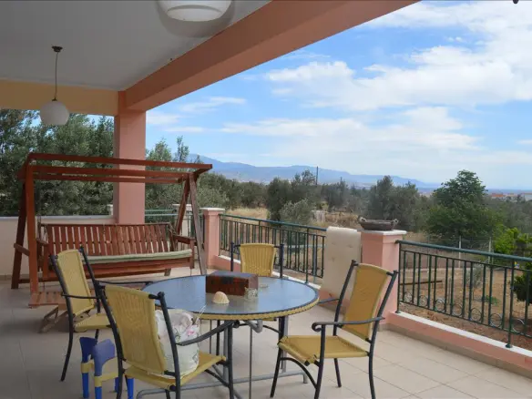 3-bedroom Detached House In Saronikos, Greece (144 M²)