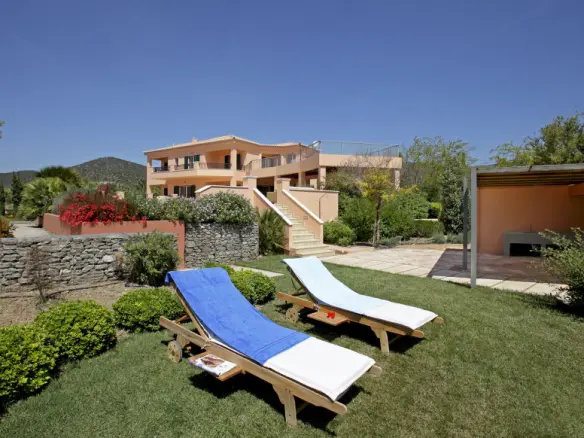 5-bedroom Villa In Ermioni, Greece (500 M²)