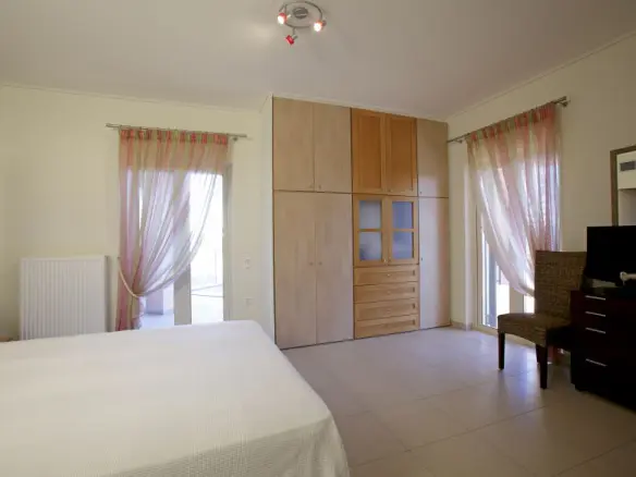 5-bedroom Villa In Ermioni, Greece (500 M²)