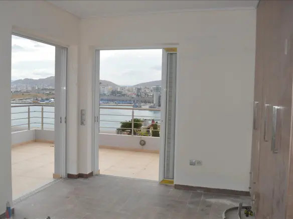 3-bedroom Maisonette In Center – Port, Greece (141 M²)
