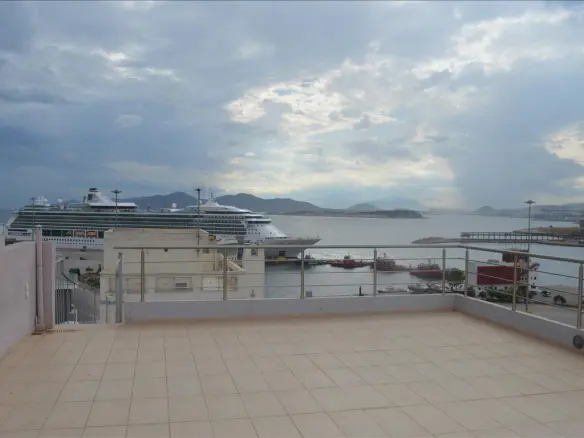 3-bedroom Maisonette In Center – Port, Greece (141 M²)