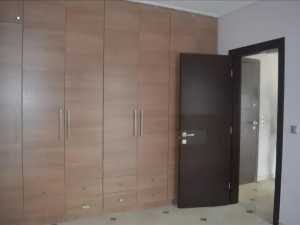 3-bedroom Maisonette In Center – Port, Greece (141 M²)