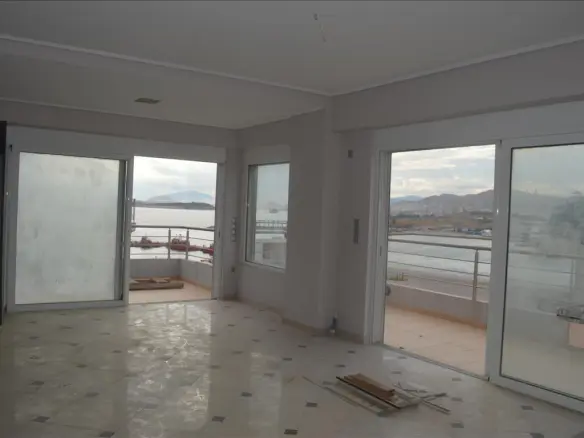 3-bedroom Maisonette In Center – Port, Greece (141 M²)