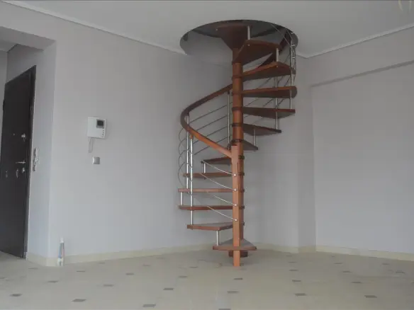 3-bedroom Maisonette In Center – Port, Greece (141 M²)